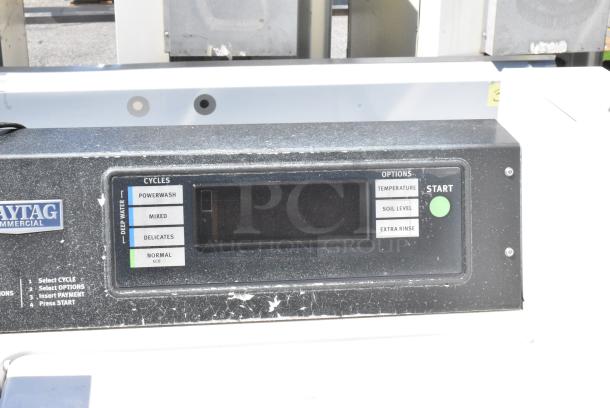 Maytag MAT20PDAWW1 Coin Operated Top Load Washer. 120 Volts, 1 Phase. - Image 3 of 7