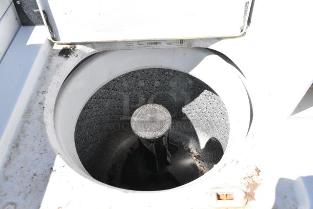 Maytag MAT20PDAWW1 Coin Operated Top Load Washer. 120 Volts, 1 Phase. - Image 6 of 7