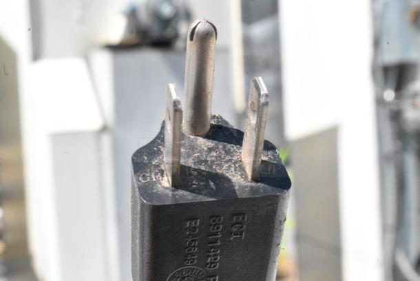 Maytag MHN30PDBWW0 Coin Operated Front Load Washer. 120 Volts, 1 Phase. - Image 5 of 8