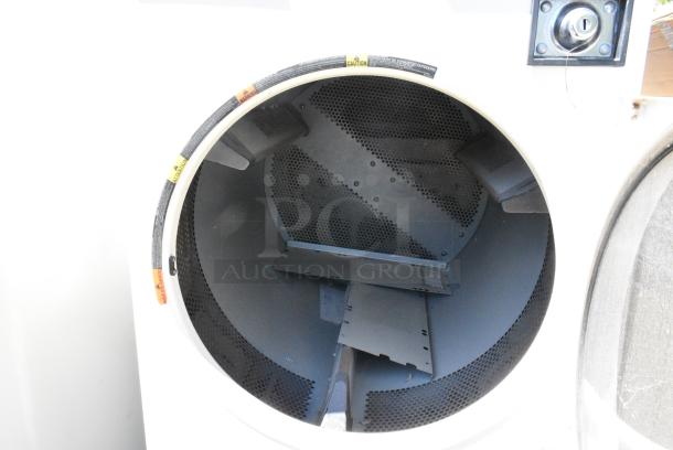 Speed Queen Metal Commercial Coin Operated Front Load Dryer. - Image 5 of 5