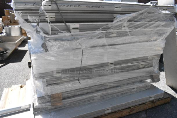 BRAND NEW SCRATCH AND DENT! Amerikooler QC061077**FBSC 6' x 10' x 7' 7" Indoor Walk-In Box with Aluminum Floor. No Compressor or Condenser. - Image 3 of 10