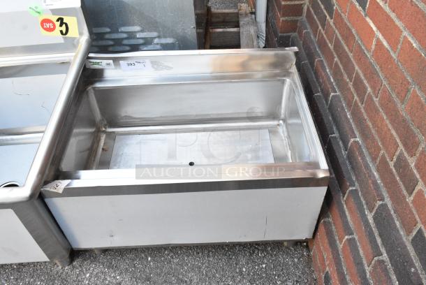 BRAND NEW SCRATCH AND DENT! Regency 600IB2130C0 21" x 30" Underbar Ice Bin with 10 Circuit Post-Mix Cold Plate. No Legs. - Image 2 of 4