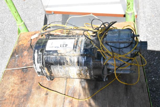 Motor. 120/240 Volts, 1 Phase. - Image 2 of 4