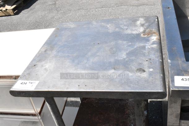 Stainless Steel Table w/ Metal Under Shelf. - Image 4 of 4