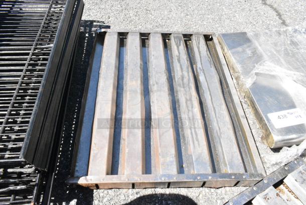 5 Metal Hood Filters. 5 Times Your Bid! - Image 4 of 4