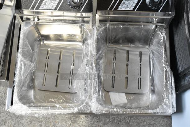 BRAND NEW SCRATCH AND DENT! 2024 EF-82 Stainless Steel Countertop Electric Powered 2 Bay Fryer w/ 2 Metal Fry Baskets and 2 Lids. 110 Volts, 1 Phase. - Image 8 of 8
