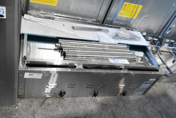 BRAND NEW SCRATCH AND DENT! 2024 Avantco 177STE3S Stainless Steel Countertop Electric Powered 3 Bay Steam Table. 120 Volts, 1 Phase. Tested and Working! - Image 12 of 13
