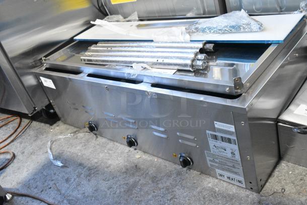 BRAND NEW SCRATCH AND DENT! 2024 Avantco 177STE3S Stainless Steel Countertop Electric Powered 3 Bay Steam Table. 120 Volts, 1 Phase. Tested and Working! - Image 13 of 13