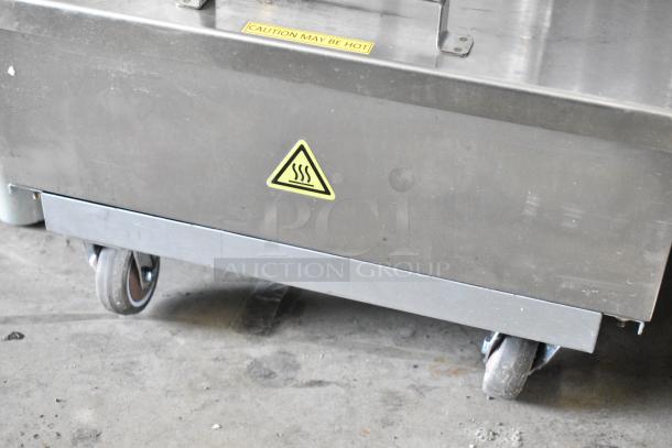 BRAND NEW SCRATCH AND DENT! 2024 Fryclone 259OFM55 55 lb. Low-Profile Portable Fryer Oil Filter Machine with 2-Way Pump on Commercial Casters. 120 Volts, 1 Phase. - Image 3 of 6