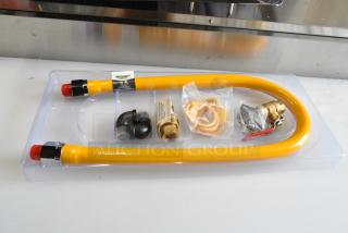 BRAND NEW SCRATCH AND DENT! Regency 600FKM3448 48" Gas Connector Kit
