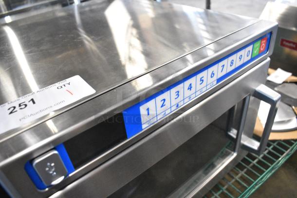 BRAND NEW SCRATCH AND DENT! 2024 Solwave SWAHD12 Ameri-Series Space Saver Heavy-Duty Stainless Steel Commercial Microwave with Push Button Controls. 120 Volts, 1 Phase. - Image 3 of 7