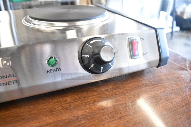 BRAND NEW SCRATCH AND DENT! Waring WDB600 Double Burner Solid Top Countertop Range. 120 Volts, 1 Phase. Tested and Working! - Image 6 of 8