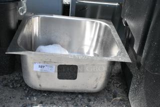 BRAND NEW SCRATCH AND DENT! Stainless Steel Single Bay Drop In Sink