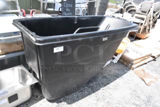 BRAND NEW SCRATCH AND DENT! Lavex Black Poly Tilt Truck