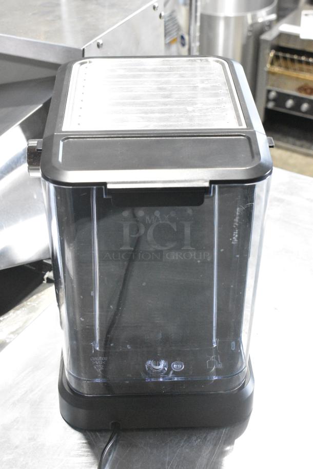 IN ORIGINAL BOX! Bluebow CM3020 Countertop Expresso Coffee Machine. 120 Volts, 1 Phase. - Image 7 of 8