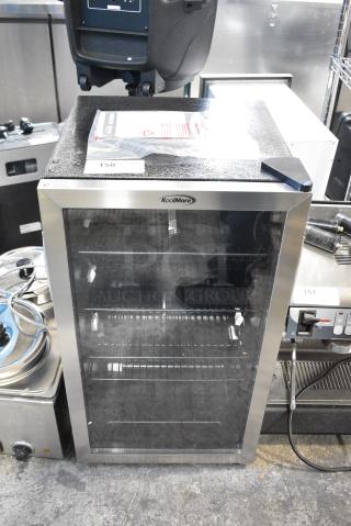 BRAND NEW SCRATCH AND DENT! KoolMore KM-BR32SS Metal Mini Cooler Merchandiser. 115 Volts, 1 Phase. Tested and Working!
