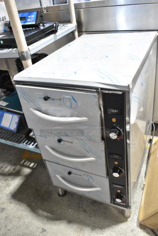 BRAND NEW SCRATCH AND DENT! 2024 ServIt 423WDNFS3 Stainless Steel Triple Narrow Freestanding Drawer Warmer. 120 Volts, 1 Phase. Tested and Working!