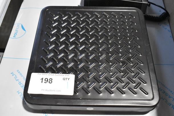 BRAND NEW SCRATCH AND DENT! AvaWeigh 334RS150T 150 lb. Digital Treaded Receiving Scale with Remote Display. Tested and Working! - Image 7 of 8