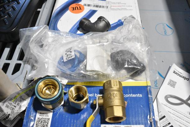 BRAND NEW SCRATCH AND DENT! Dormont 16100KIT48 Deluxe SnapFast® 48" Gas Connector Kit with Two Elbows and Restraining Cable - 1" Diameter - Image 3 of 5