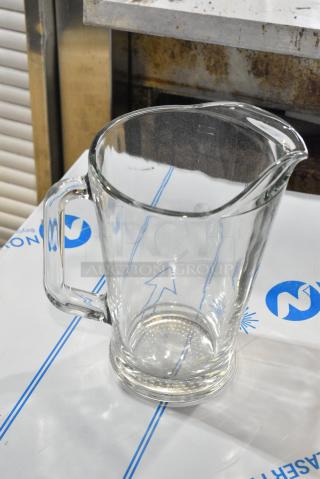BRAND NEW SCRATCH AND DENT! Box of 5 Libbey 5260 60 oz. Glass Pitcher.