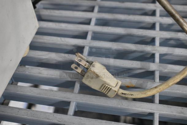 Sam4S ER-5215M Countertop Electronic Cash Register. 120 Volts, 1 Phase. - Image 5 of 5