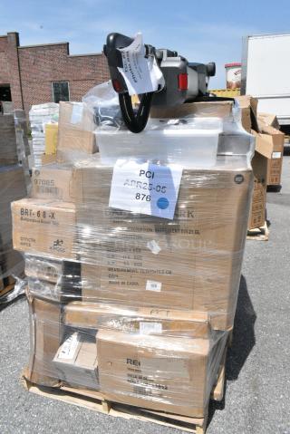 35 BRAND NEW SCRATCH AND DENT! Boxes Including Libbey 97085 16 oz. County Fair Drinking Jar / Mason Jar with Handle - 12/Case, , Xpose Safety 6' x 8' Brown Weather-Resistant 5 Mil Multipurpose Polyethylene Tarp BRT-68-X, 176BIN21GL Baker's Lane 21 Gallon / 335 Cup White Slant Top Mobile Ingredient Storage Bin with Sliding Lid & Scoop, Libbey 2310 Lexington 10.5 oz. Customizable Tall Highball Glass - 36/Case. 35 Times Your Bid!