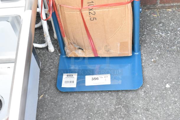 BRAND NEW SCRATCH AND DENT! Lavex 503HDTH600BL 600 lb. Blue Hand Truck With 10" Solid Rubber Wheels - Image 2 of 5