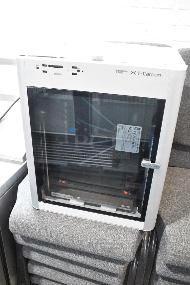 BRAND NEW SCRATCH AND DENT! 2024 Bambu PF001-P+SA001 X1 Combo 3D Printer. - Image 4 of 10