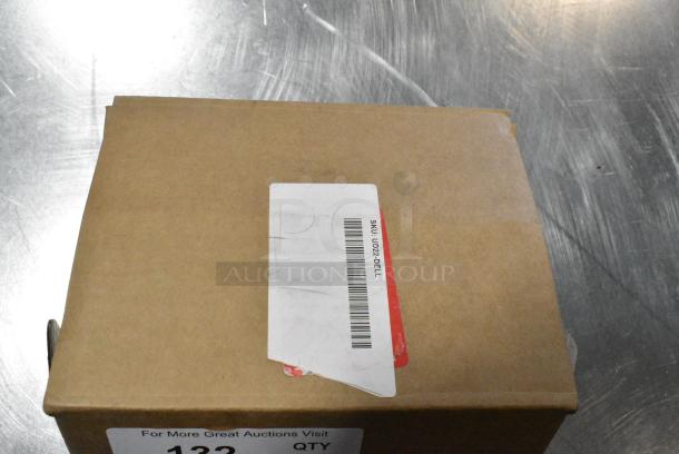 Dell UD22 Universal Dock. - Image 7 of 12
