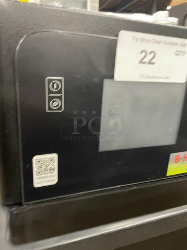 MerryChef! 2022! Late Model! Commercial Black Electric Powered Countertop High Speed Rapid Cook Oven! Model: Eikon E2S SN: 2209213092192! 208/240V 1 Phase! - Image 7 of 8