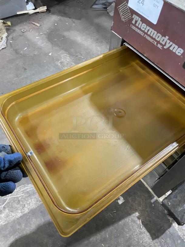 Thermodyne Commercial Stainless Steel Electric Powered Countertop Slow Cook/Hold Oven! With Ambered High Heat Food Containers! Model: 300NDNL SN: 4361! 120V 1 Phase! - Image 6 of 9