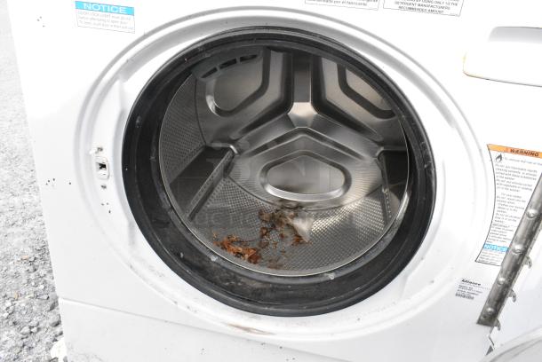 Alliance Speed Queen SFNLCFSP111TW01 Metal Commercial Coin Operated Front Load Washer. - Image 5 of 6
