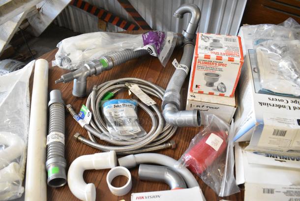 ALL ONE MONEY! Lot of Various BRAND NEW SCRATCH AND DENT! Items Including Security Camera, Water Hoses, Molded Undersink Pipe Covers and Pipes in Clear Poly Bin - Image 17 of 21