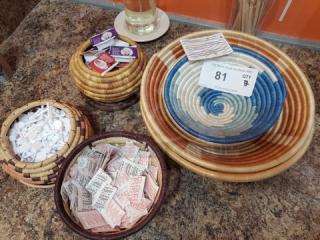 Lot of 8 Woven Baskets. (8xbid)