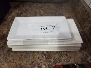 Lot of 8 Plates. (8xbid)