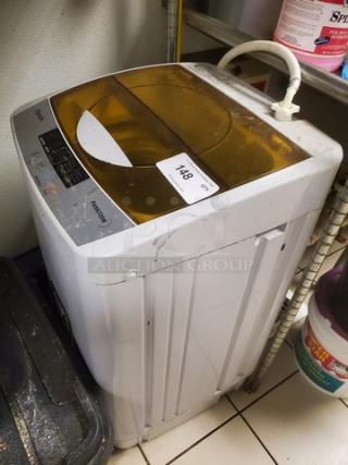 Panda Portable Washing Machine 10 LBS Load Volume. 110-120V, 60 Hz. - Item #1180451