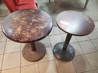 Lot of 2 Tables. (2xbid)