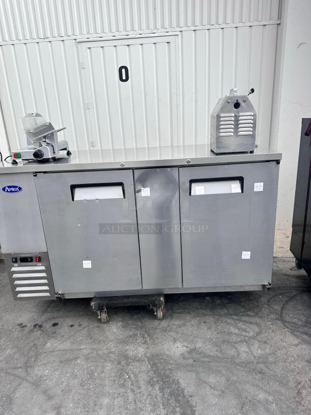 Excellent Condition Back Bar Cooler - MBB69GR - 115V - Commercial Refrigeration - Tested & Working! - Image 4 of 12