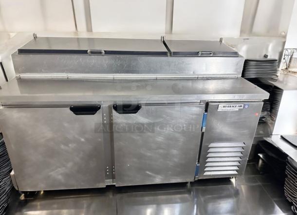 Excellent Condition Pizza Prep Table – Beverage-Air DP67 – 115V Electric – Heavy-Duty Stainless Steel – Tested & Working! - Image 6 of 11