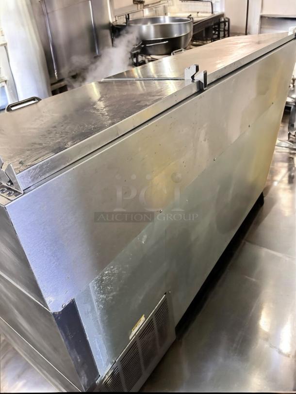 Excellent Condition Pizza Prep Table – Beverage-Air DP67 – 115V Electric – Heavy-Duty Stainless Steel – Tested & Working! - Image 7 of 11