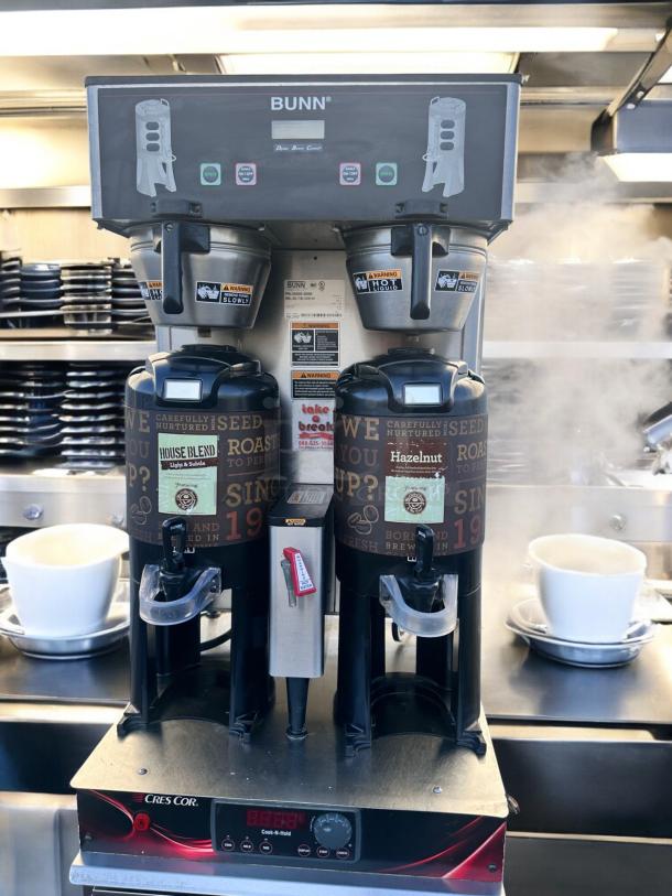 Outstanding Condition Commercial Coffee Brewer – BUNN Dual TF DBC – 120/240V Electric – Heavy-Duty Stainless Steel – Fully Tested & Working! - Image 7 of 11