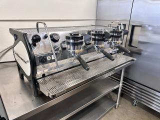 Excellent Condition Espresso Machine – La Marzocco Strada 3EE – 3 Group – 220V – Fully Tested & Working!