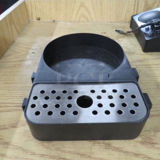 One Drain Tray.