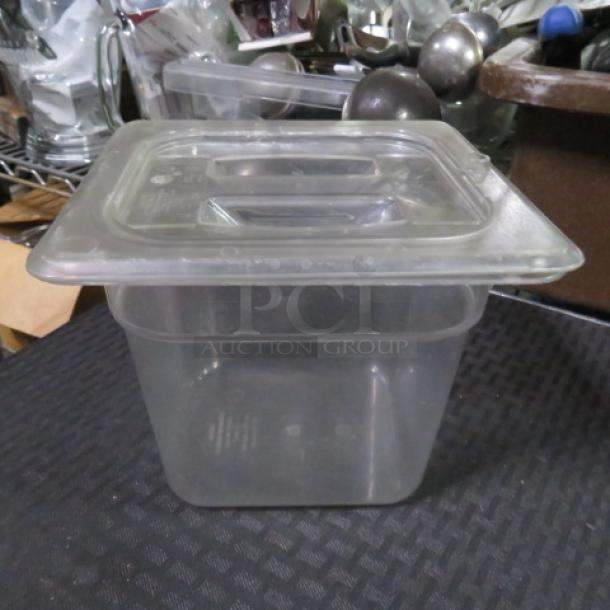 1/6 Size 6 Inch Deep Food Storage Container With Lid. 2XBID - Image 1 of 1