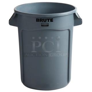 BRAND NEW! Rubbermaid Brute Series Commercial Gray Heavy Duty 32 Gal. Round Trash/Waste Bin! With Non-Slip Handles & Liner Cinches! With Molded Grip Style Base! Model: FG263200GRAY! 6X Your Bid!