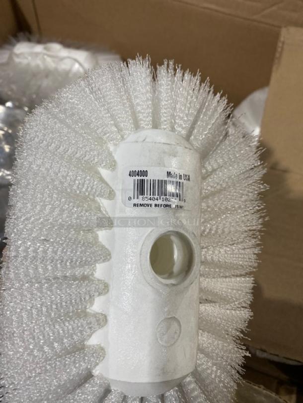 NEW! Carlisle Sparta Spectrum Series Commercial White Tank/Kettle Scrub Brush! With Nylon Bristles! Model: 4004000! 4X Your Bid! - Image 2 of 3