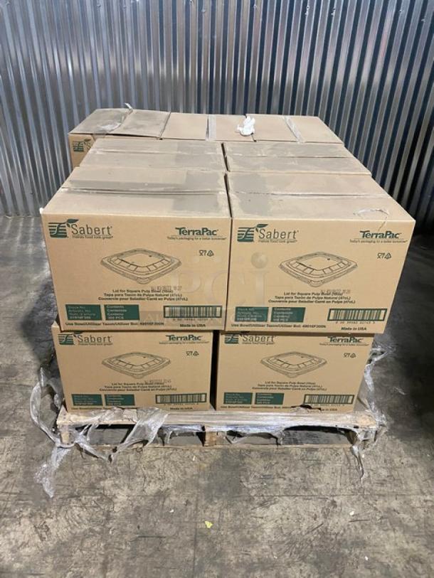 BRAND NEW! Mixed Pallet! Sabert Lid For Square Pulp Bowl!  Holds 16oz!  Model 51916F300! 14 X Your Bid! - Image 1 of 7