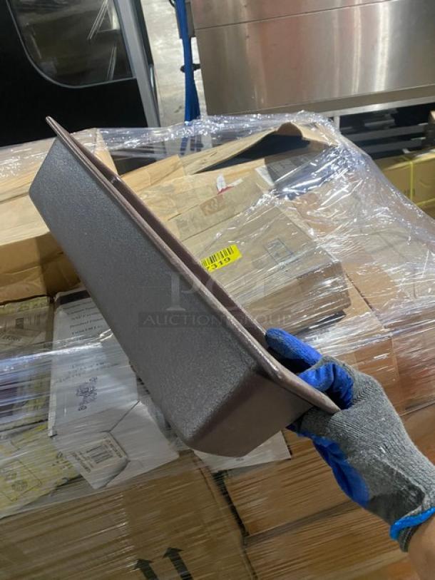 BRAND NEW! Mixed Pallet!  CP Sec Cage Only! 4 Compartment Caddy! Model 08683232! Transparent 59x29x39cm Bowls!  Half Size Long Drop In Pans! Model 08666041! Flatware Retriever! Model 0786423181! Pasta Extruder Die 3mm! Model 10298758! Serving Spoons 7 7/8"! Model M35141! All Stainless Steel Half Size 8 Cup Egg Poacher! Model U17319! Large Bin! With 3 Formed Drawers! Model SBB33F-06! Large Pillow Pack! Model HBCP0037! Steel Vac Stainless Steel Vacuum Insulated Carafe!  Model 08579270! 40 X Your Bid! - Image 6 of 12