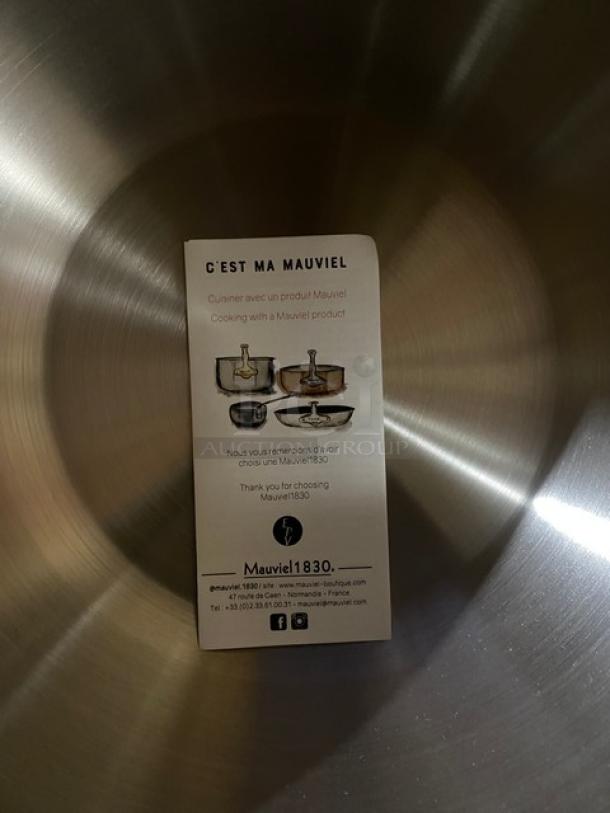 BRAND NEW! Mauviel 1830 Curved Splayed Saute Pan! Model 521228! - Image 5 of 12