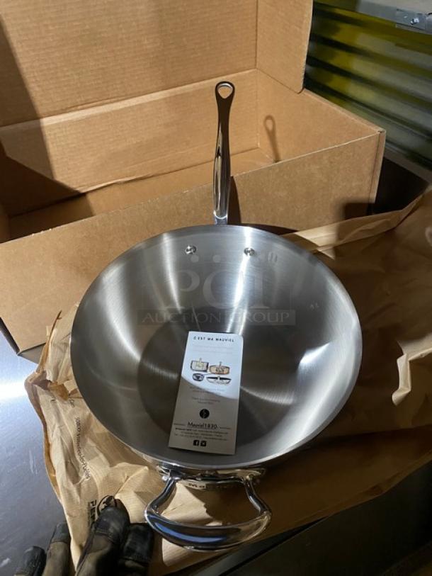 BRAND NEW! Mauviel 1830 Curved Splayed Saute Pan! Model 521228! - Image 6 of 12